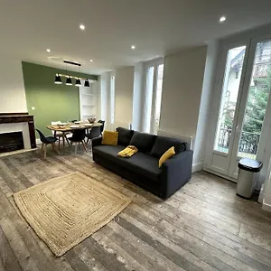 https://villa-narcisse.midi-pyreneeshotels.com